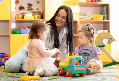 Supporting Preschoolers’ Social and Emotional Health Supporting Preschoolers’ Social and Emotional Health