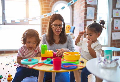 Developmental Highlights for Kindergartners Developmental Highlights for Kindergartners