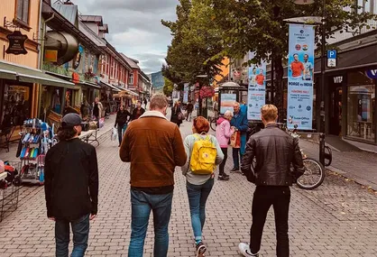 Spotlight Update: Zack and Jennifer Dove in Scandinavia Spotlight Update: Zack and Jennifer Dove in Scandinavia