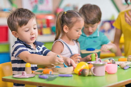 Helping Preschoolers Make Friends
